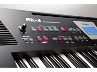 <b>Roland BK-3 BK Intelligent Arranger 850 Sons 250 Ritmos 61-teclas</b> <b>Roland BK-3 BK Intelligent Arranger 850 Sons 250 Ritmos 61-teclas</b>